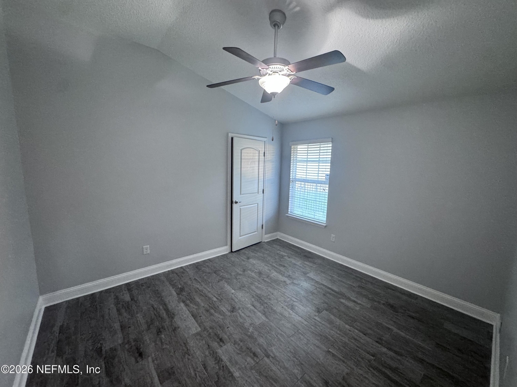 7565 Westland Oaks Drive - Photo 18