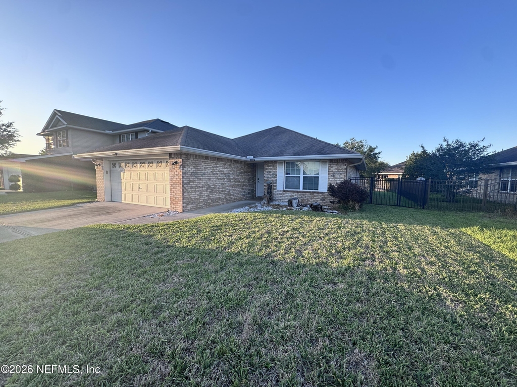 7565 Westland Oaks Drive - Photo 1