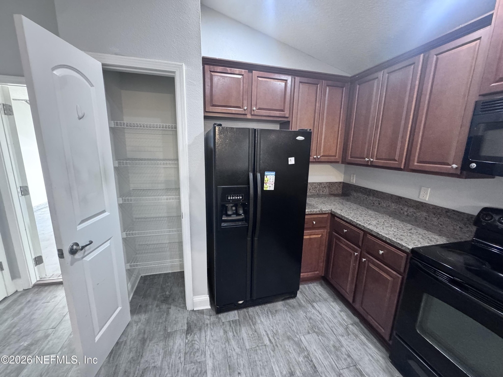 7565 Westland Oaks Drive - Photo 7