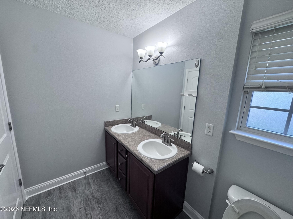 7565 Westland Oaks Drive - Photo 14