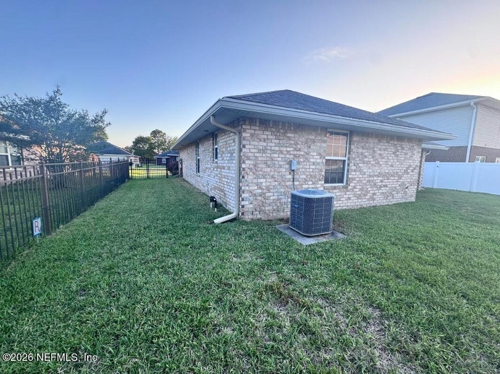 7565 Westland Oaks Drive - Photo 22