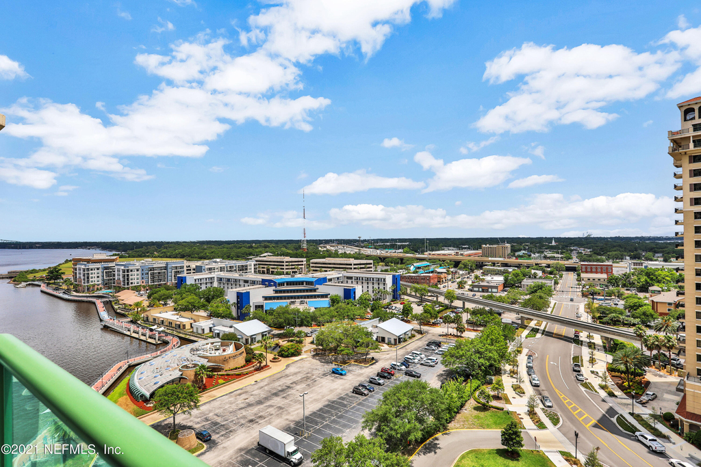 1431 Riverplace Boulevard - Photo 40