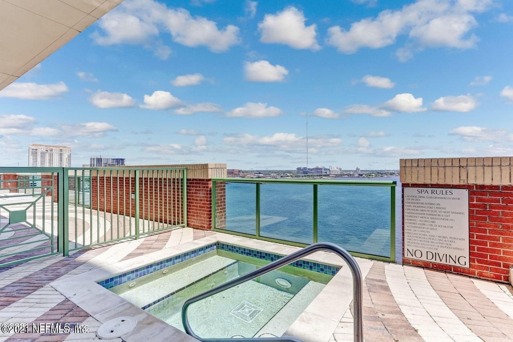 1431 Riverplace Boulevard - Photo 50