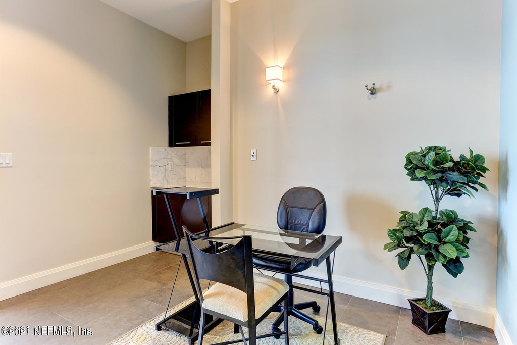 1431 Riverplace Boulevard - Photo 53