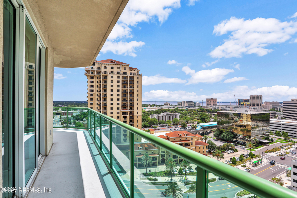 1431 Riverplace Boulevard - Photo 95