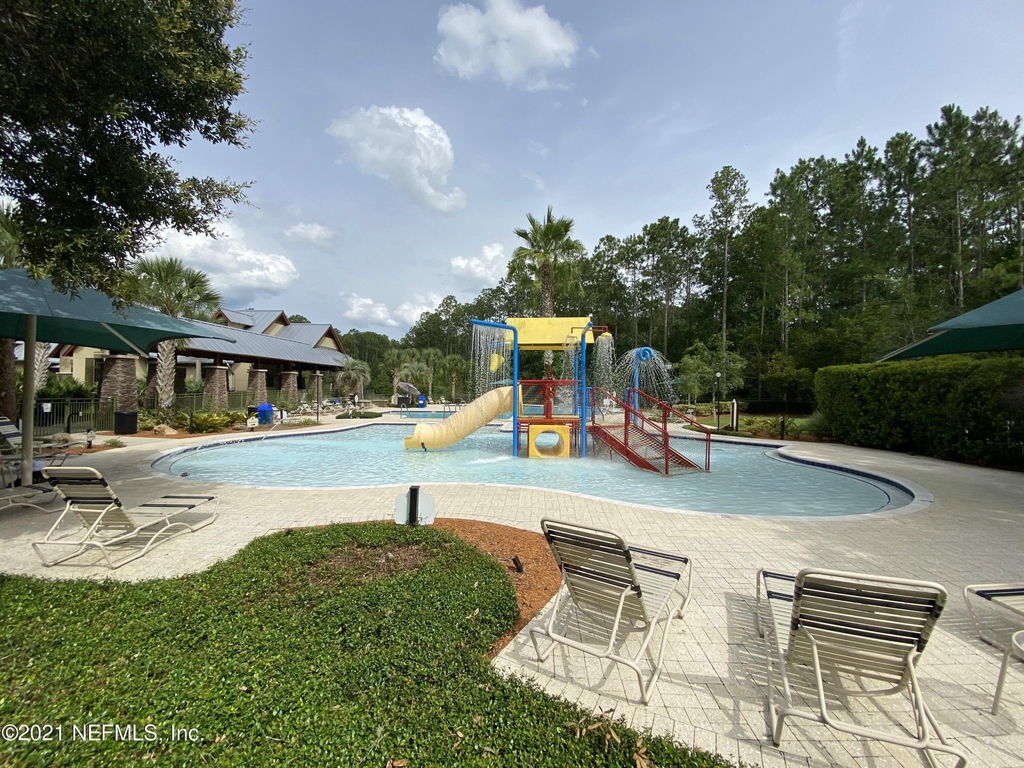 813 W American Eagle Drive - Photo 31