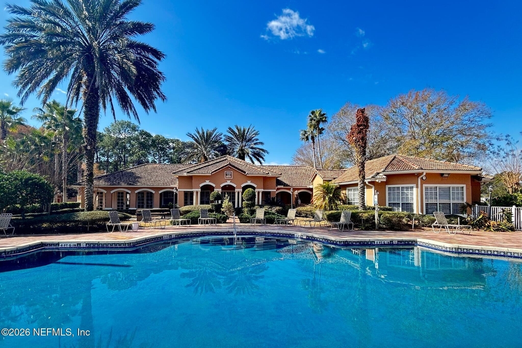 540 Florida Club Boulevard - Photo 2