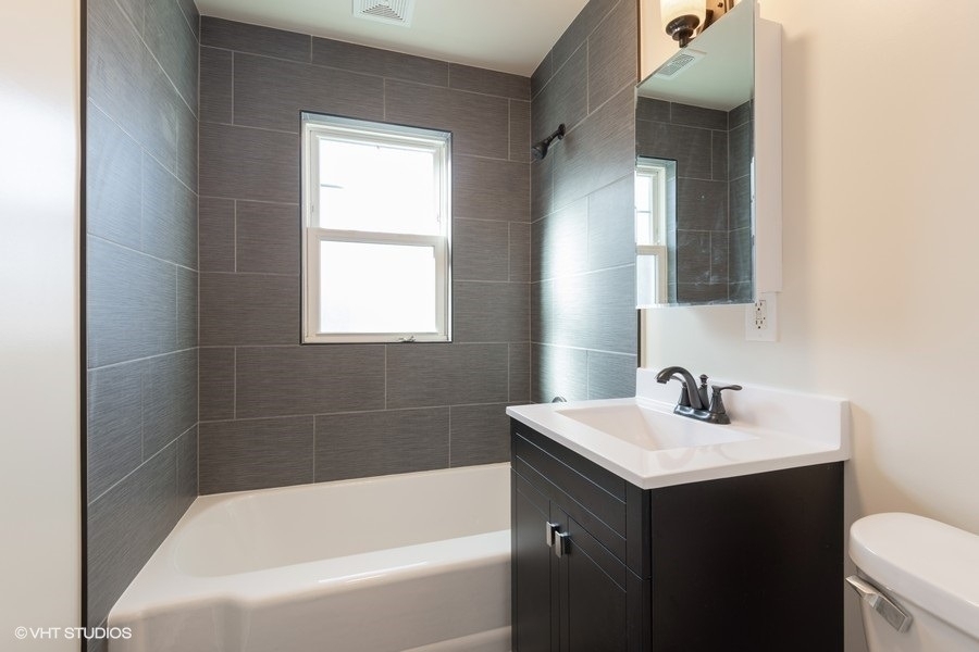 4260 W Nelson Street - Photo 9