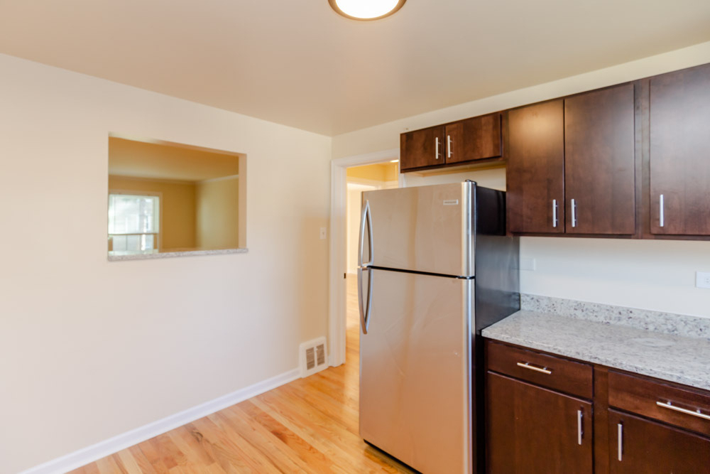 4260 W Nelson Street - Photo 2
