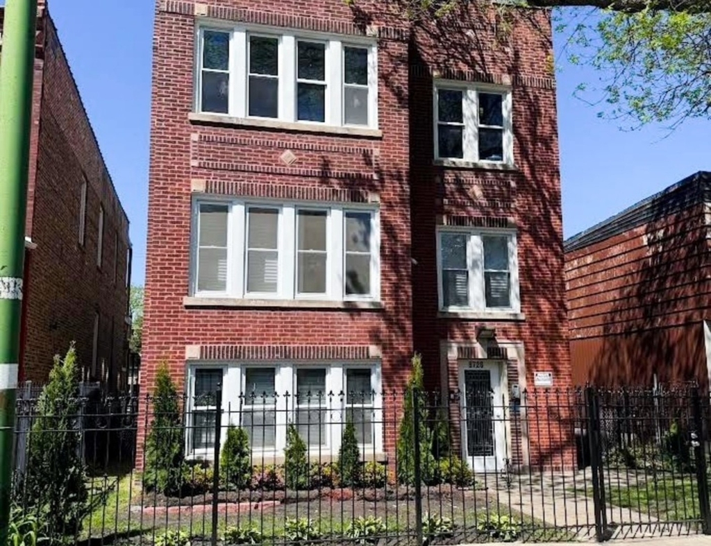 6728 S Langley Avenue - Photo 13