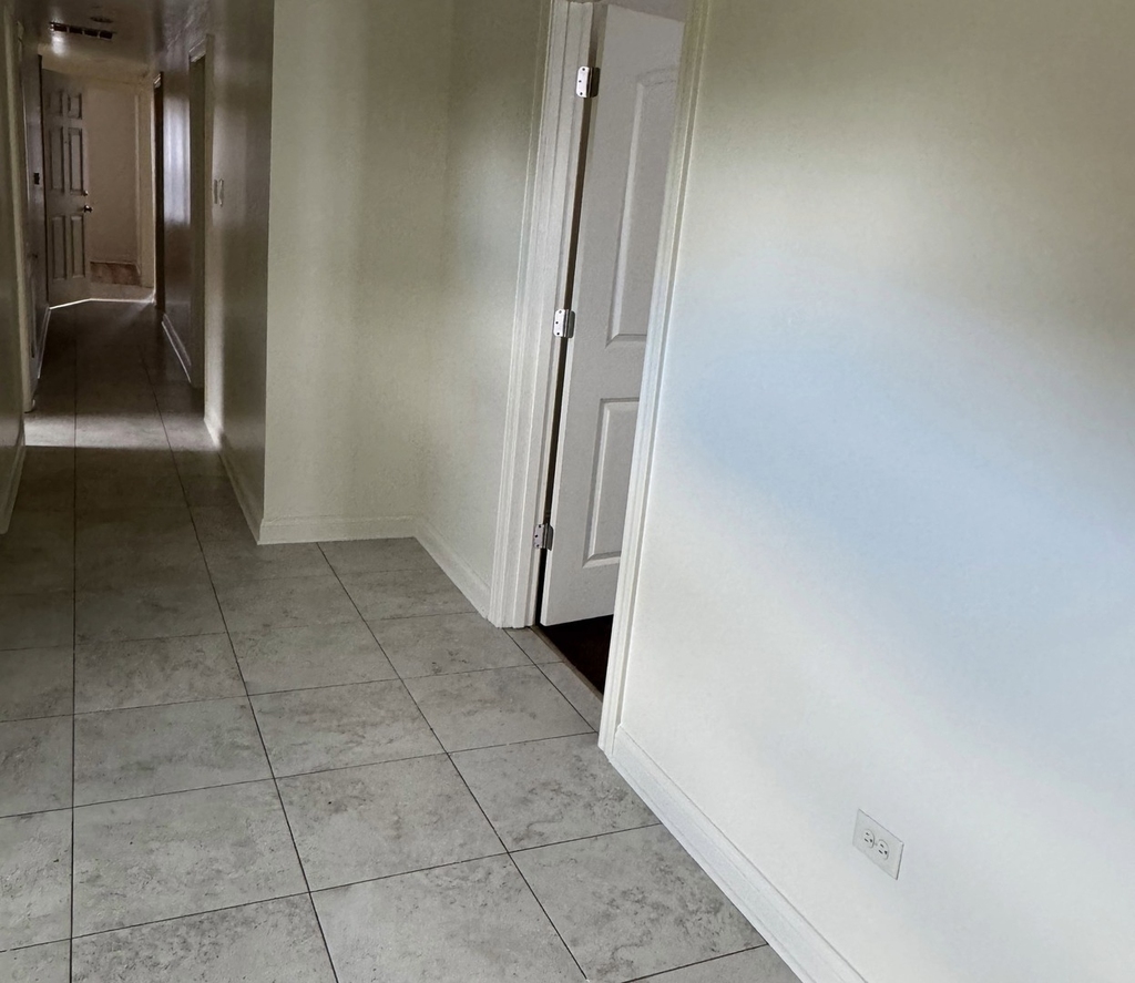 6728 S Langley Avenue - Photo 11