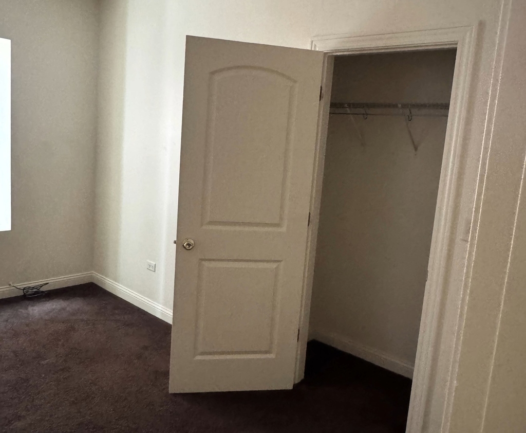 6728 S Langley Avenue - Photo 4