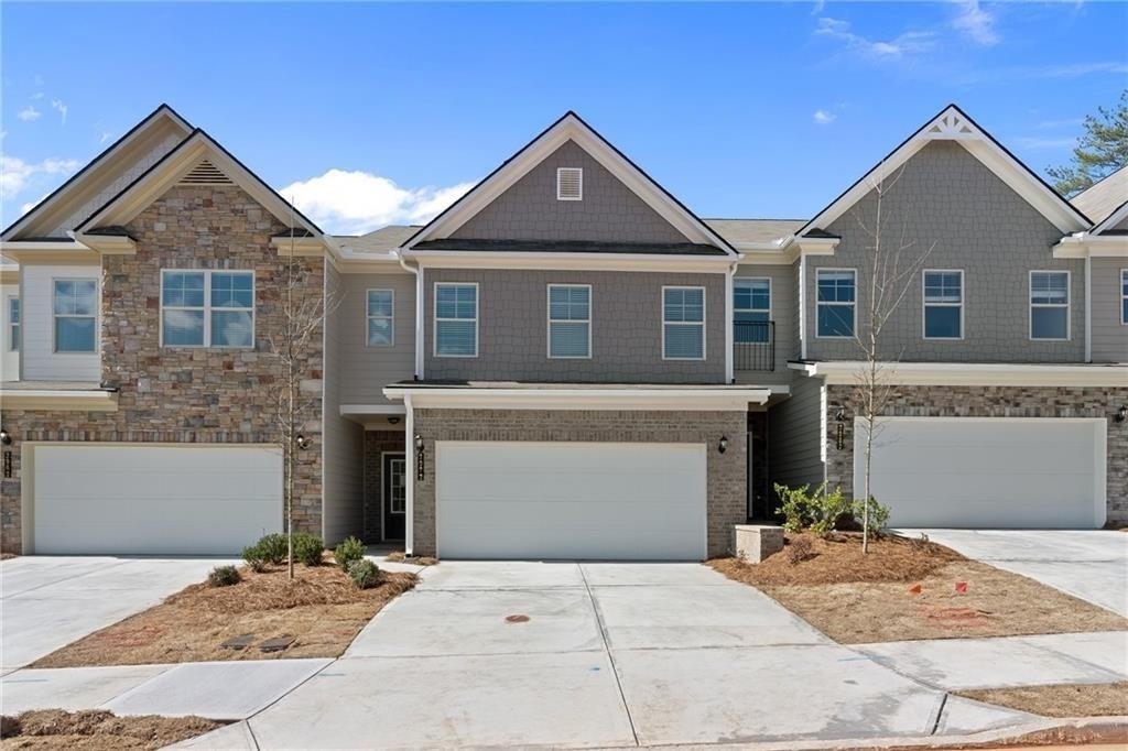2183 Shetley Creek Drive - Photo 0
