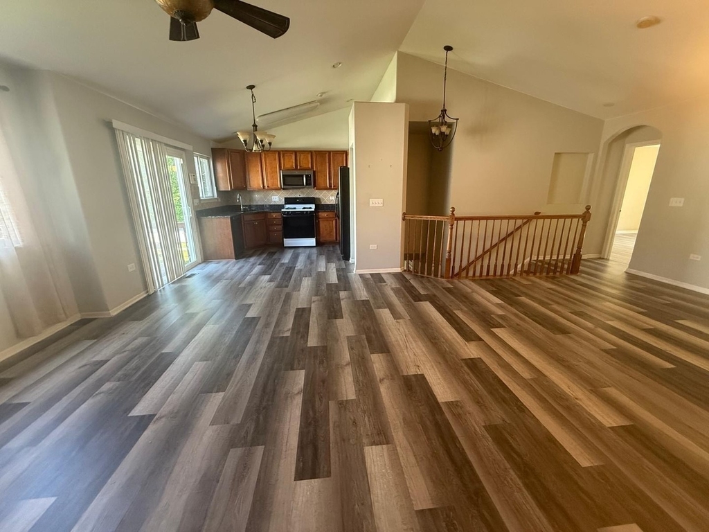 3141 Saganashkee Lane - Photo 2