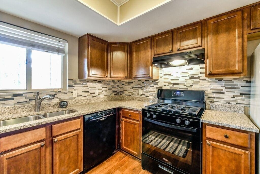 53 Doranne Court Se - Photo 5