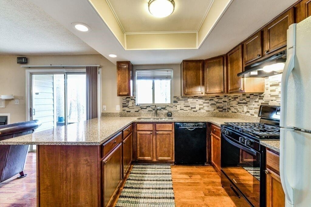 53 Doranne Court Se - Photo 6