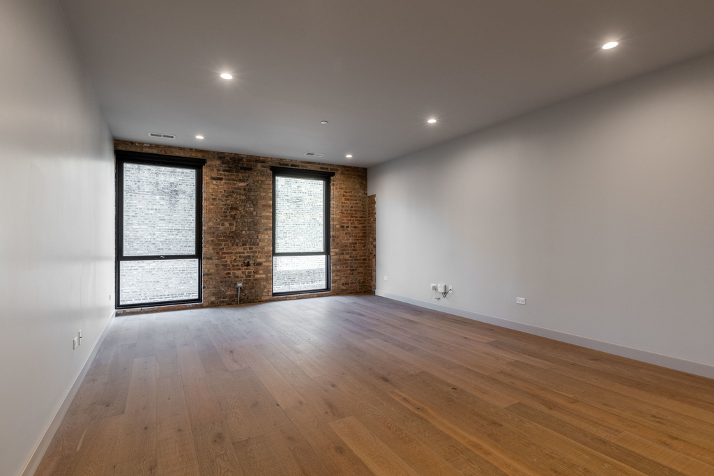 1706 Sherman Avenue - Photo 2