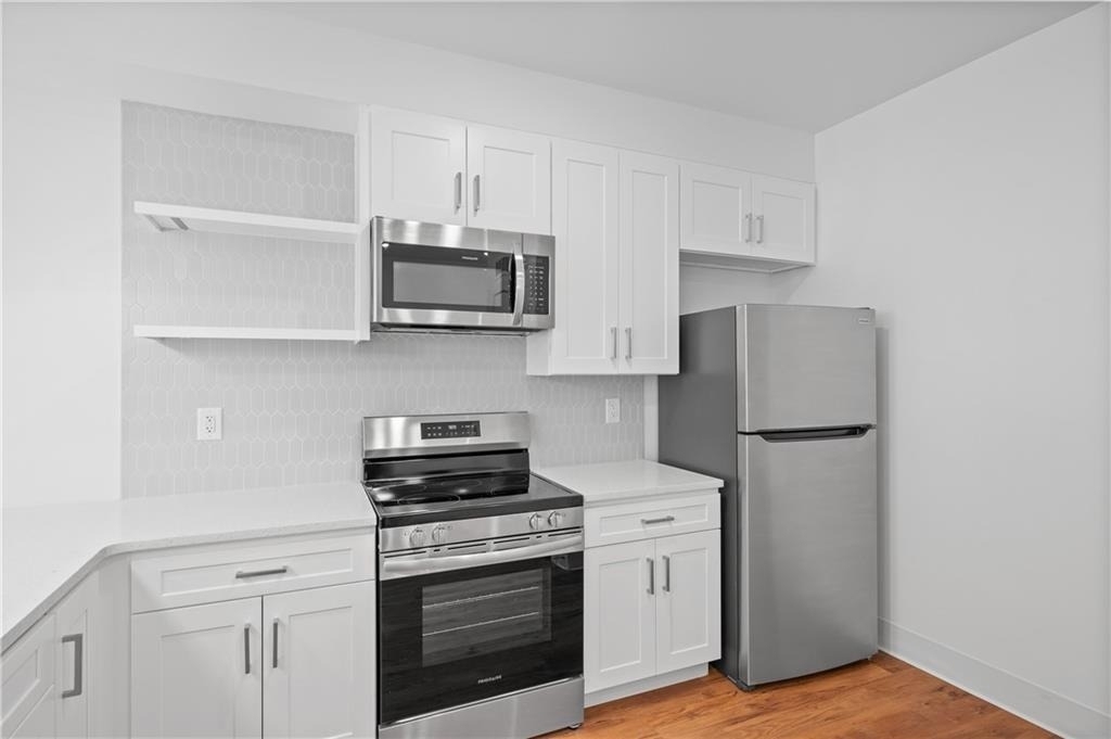 456 Flat Shoals Avenue Se - Photo 8