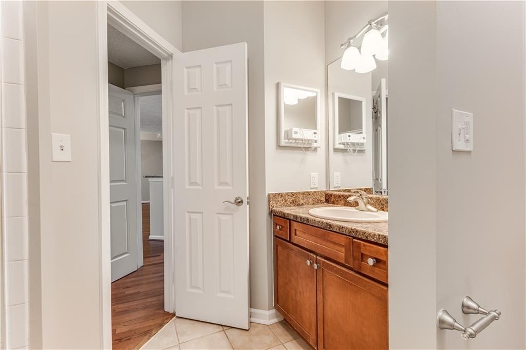 1250 Parkwood Circle Se - Photo 33