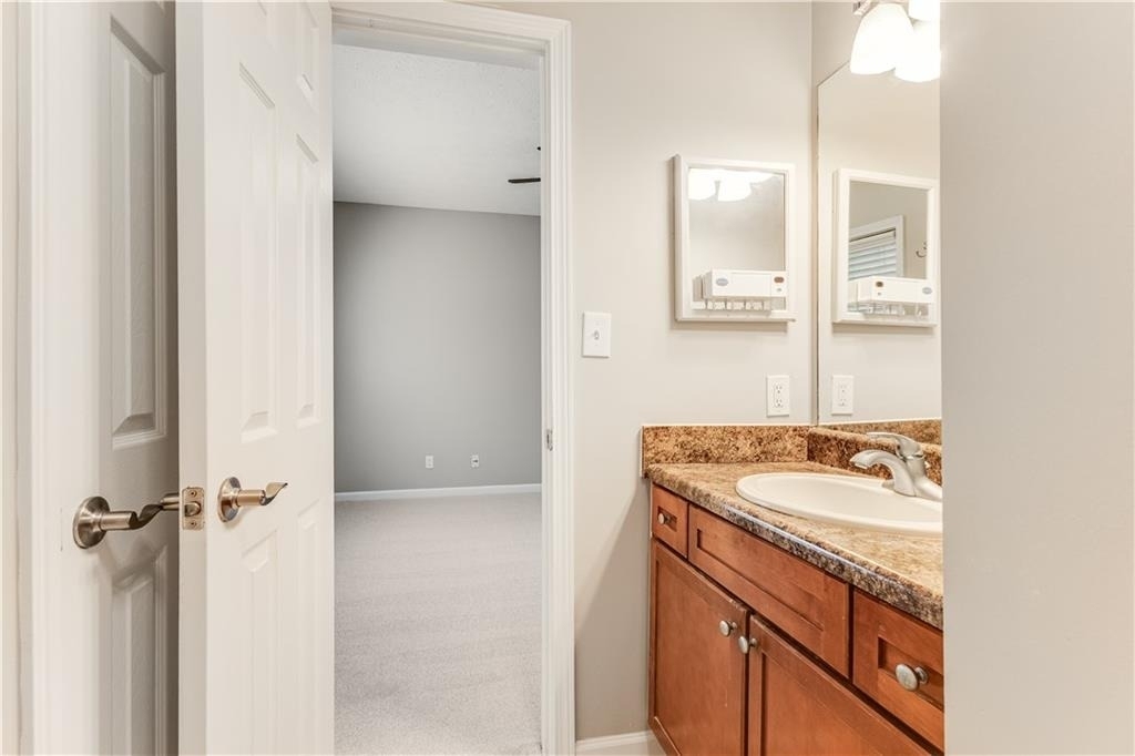 1250 Parkwood Circle Se - Photo 30