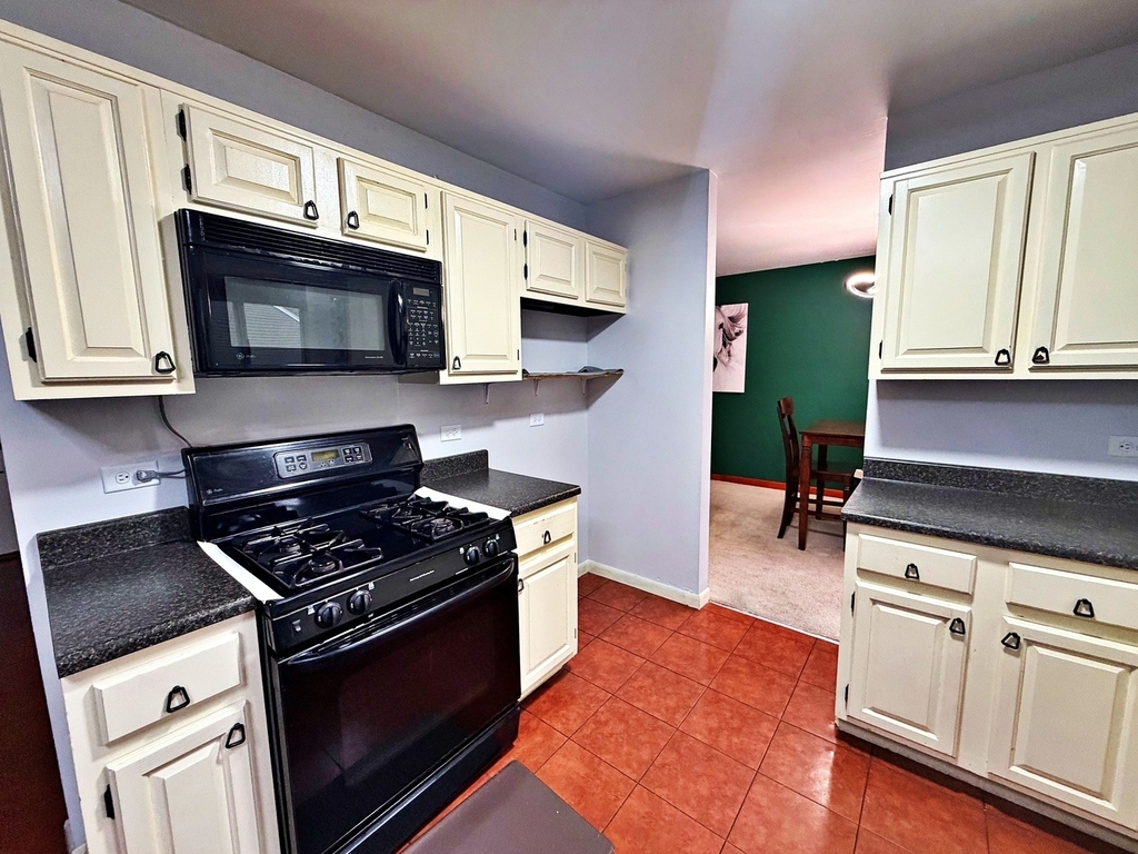 800 W Beechtree Lane - Photo 7