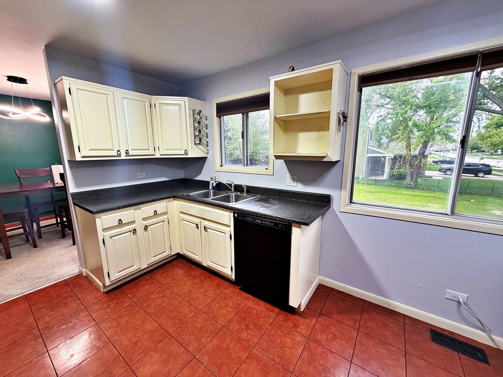 800 W Beechtree Lane - Photo 8