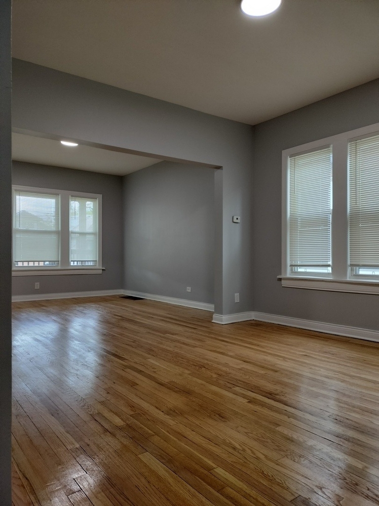1344 W 98th Place - Photo 5