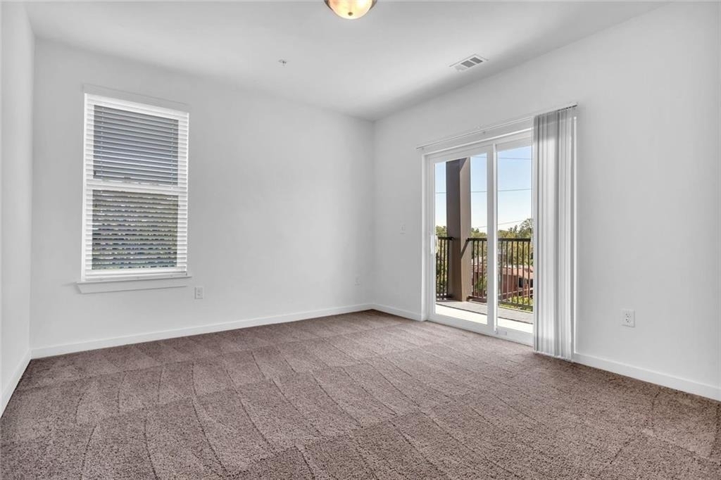 525 Parkway Drive Ne - Photo 14