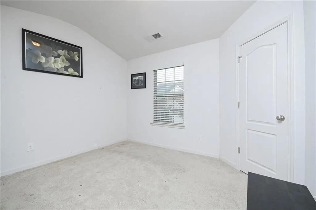 3934 Princeton Lakes Pass Sw - Photo 4