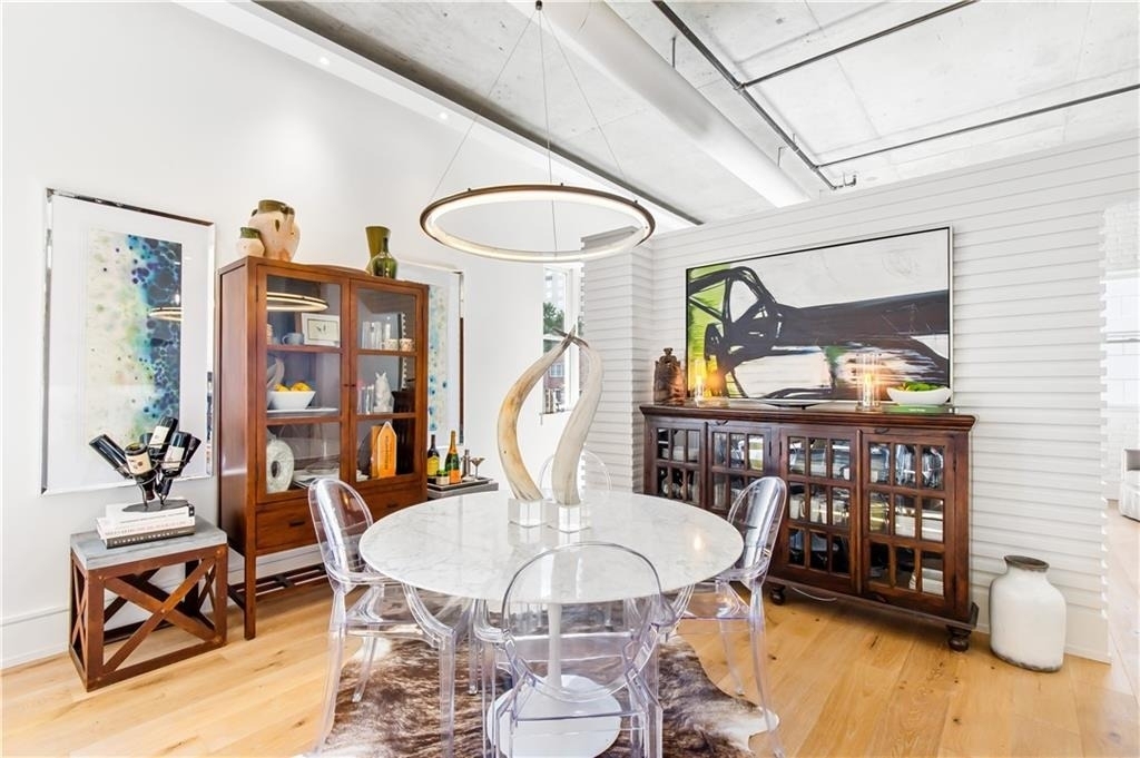 206 11th Street Ne - Photo 17