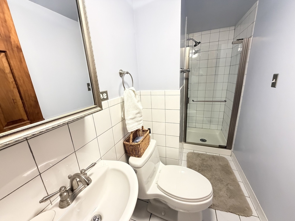 5557 S Harper Avenue - Photo 15