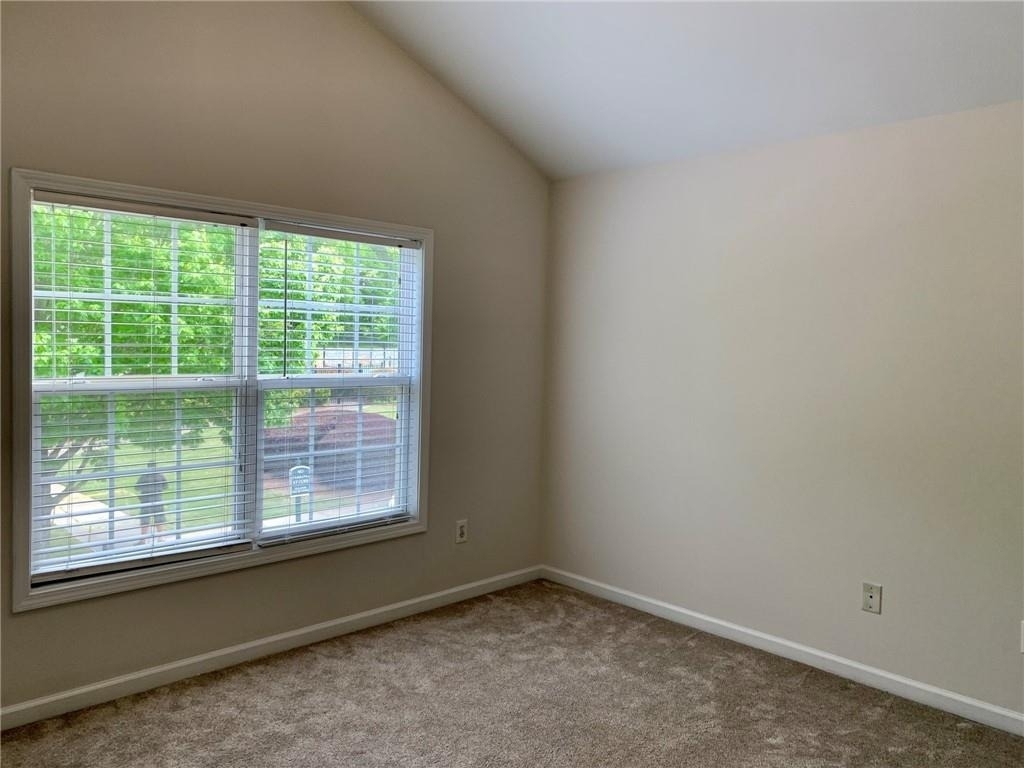 1733 Oakbrook Lane Nw - Photo 11