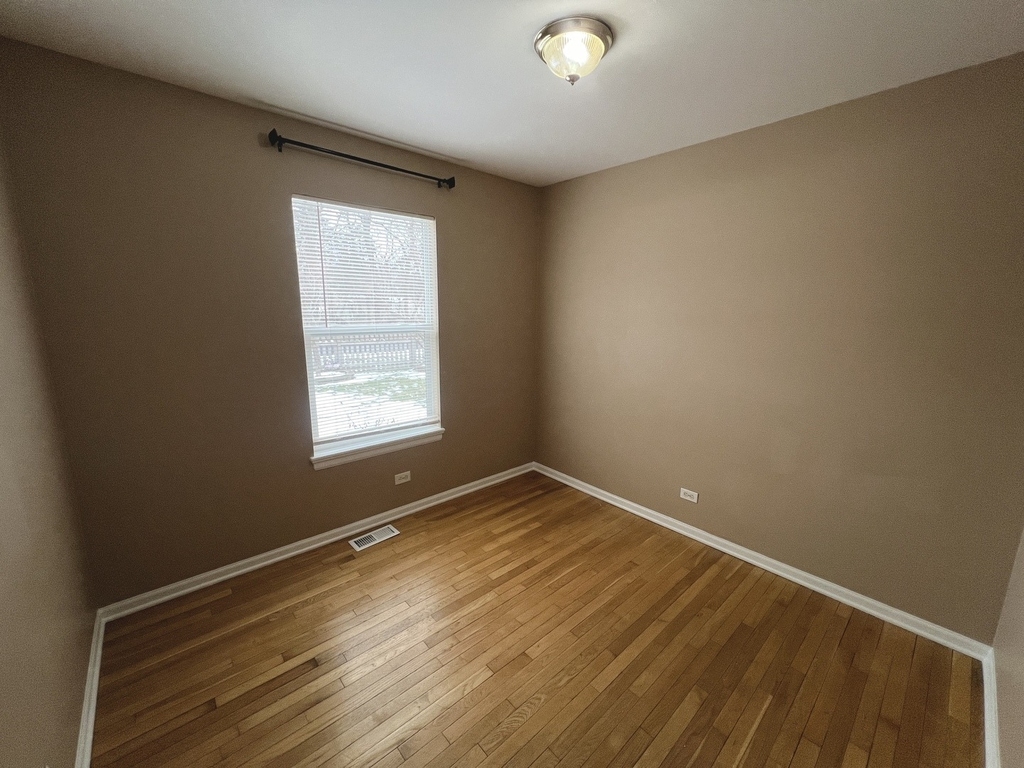 2610 S Elmkirk Park - Photo 8