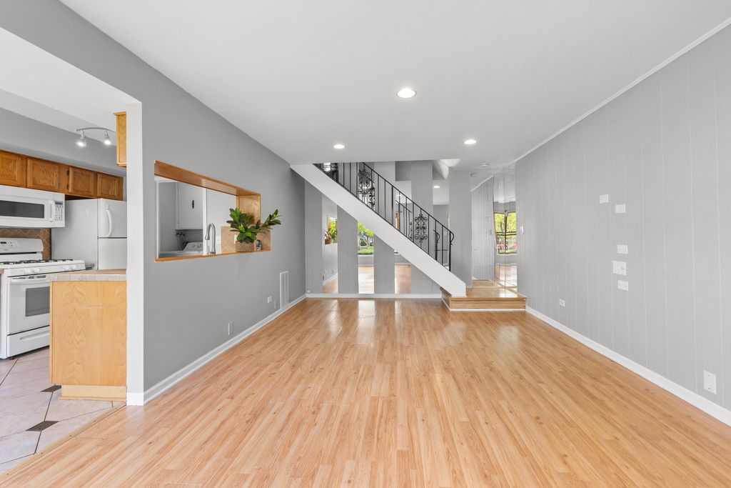 146 Inverrary Lane - Photo 8