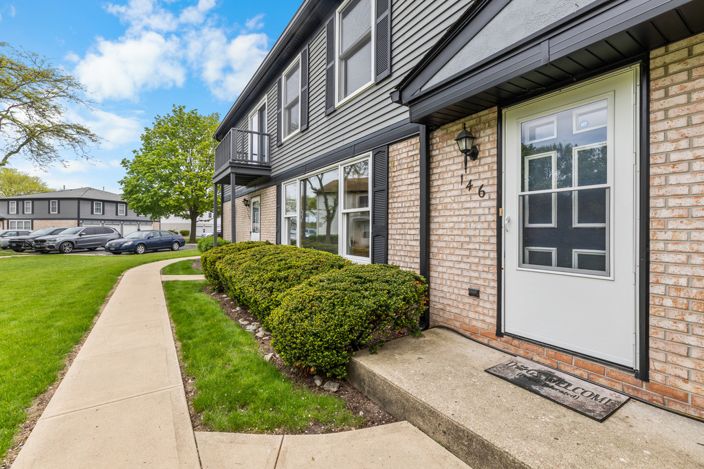 146 Inverrary Lane - Photo 2