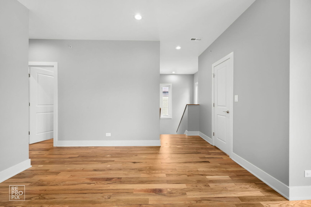 8734 Kimball Avenue - Photo 4