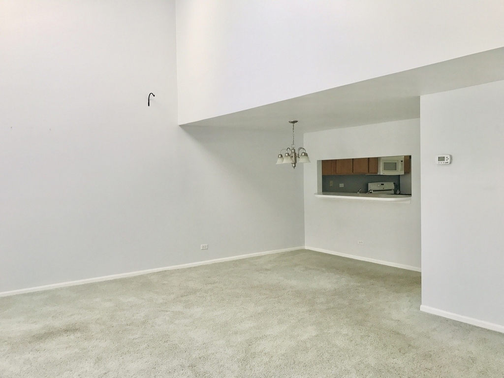241 Shadybrook Lane - Photo 3