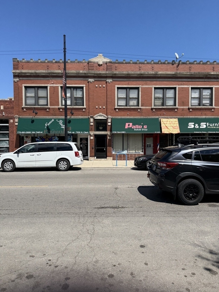 7109 N Clark Street - Photo 0
