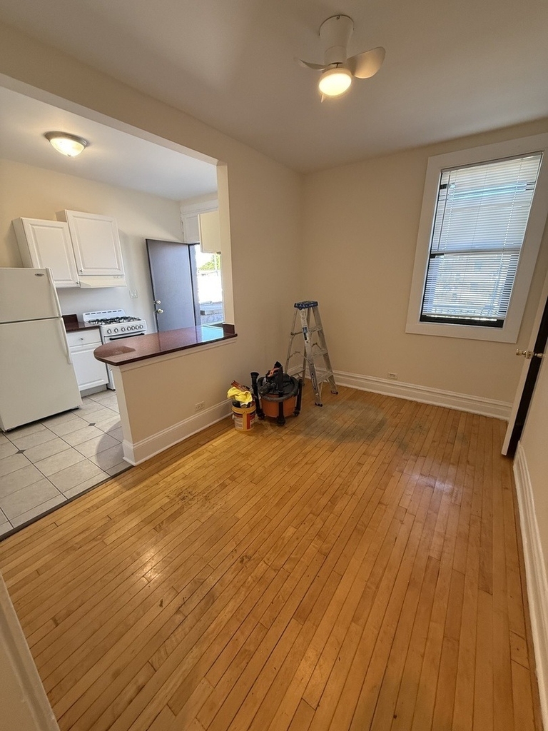 7109 N Clark Street - Photo 6
