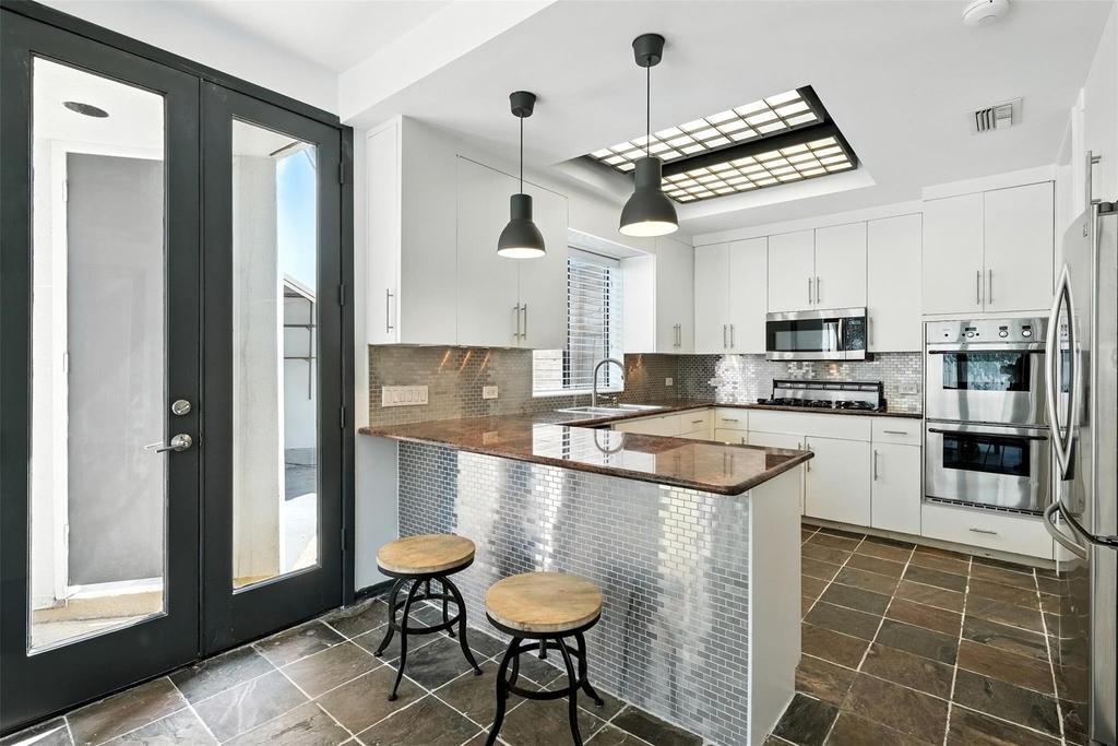 2019 Mcclendon Street - Photo 12