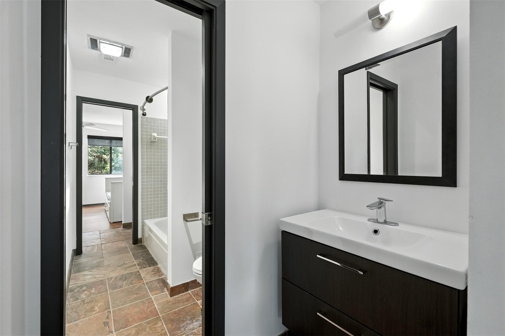 2019 Mcclendon Street - Photo 26