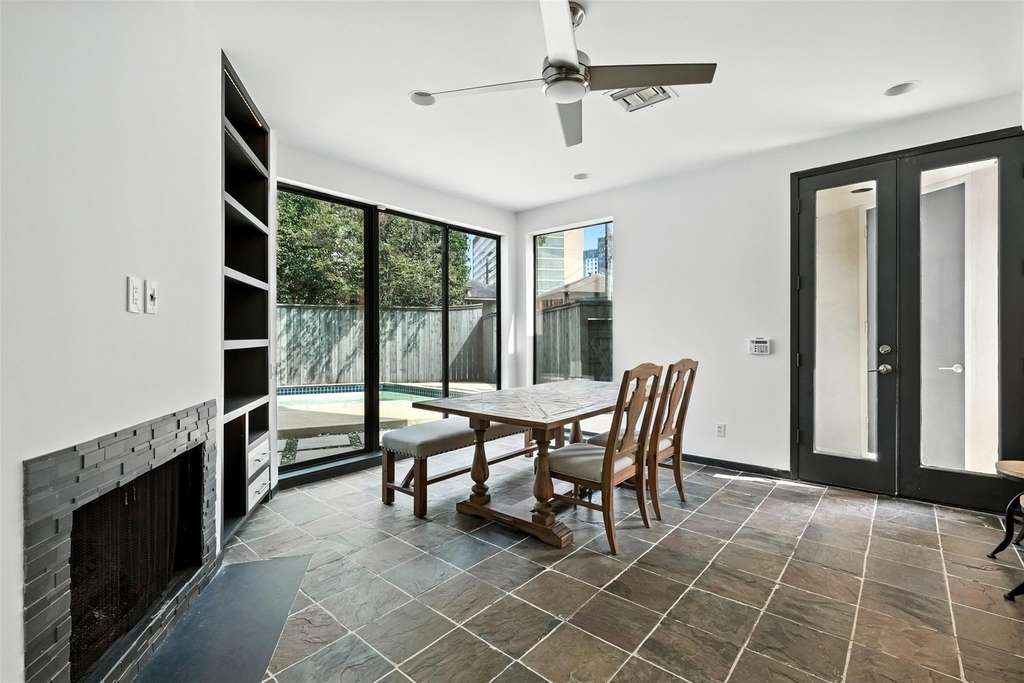 2019 Mcclendon Street - Photo 9