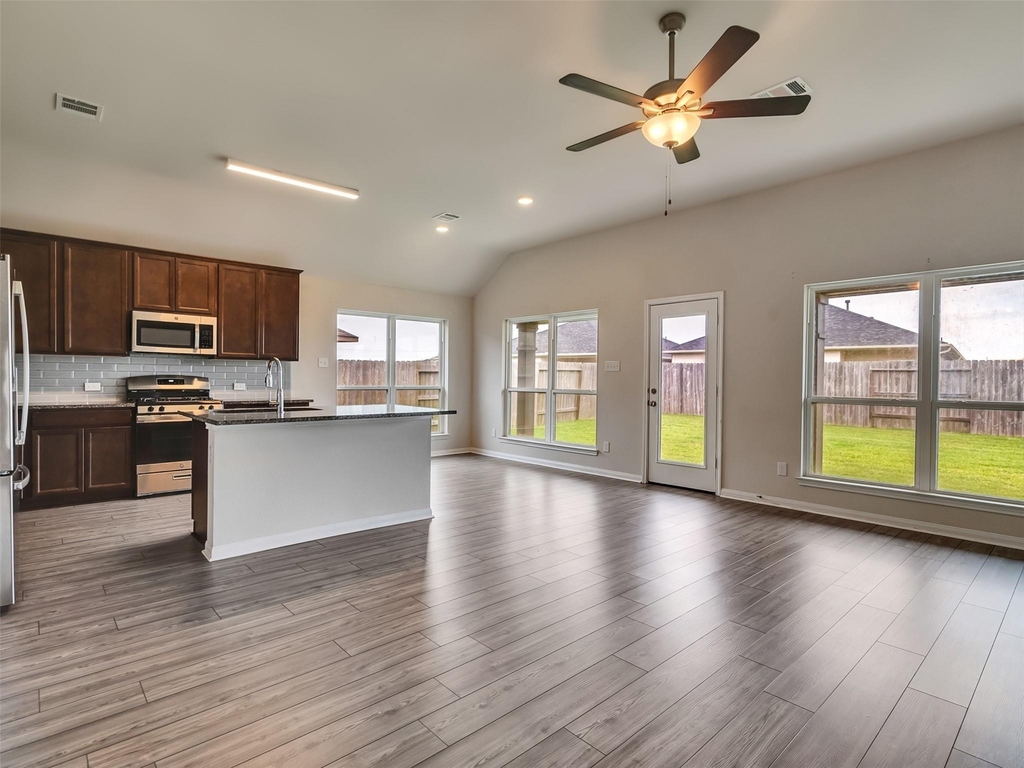 8216 Tourmaline Way - Photo 20