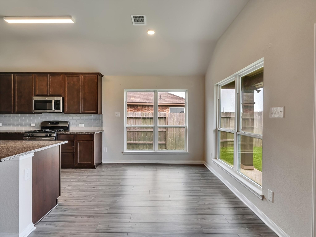 8216 Tourmaline Way - Photo 16