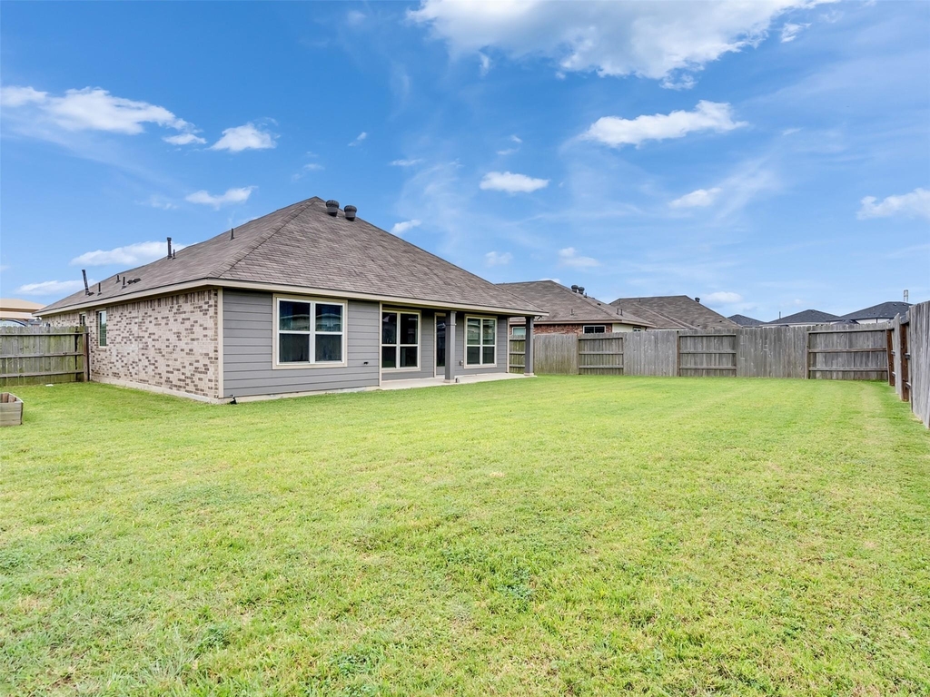 8216 Tourmaline Way - Photo 0