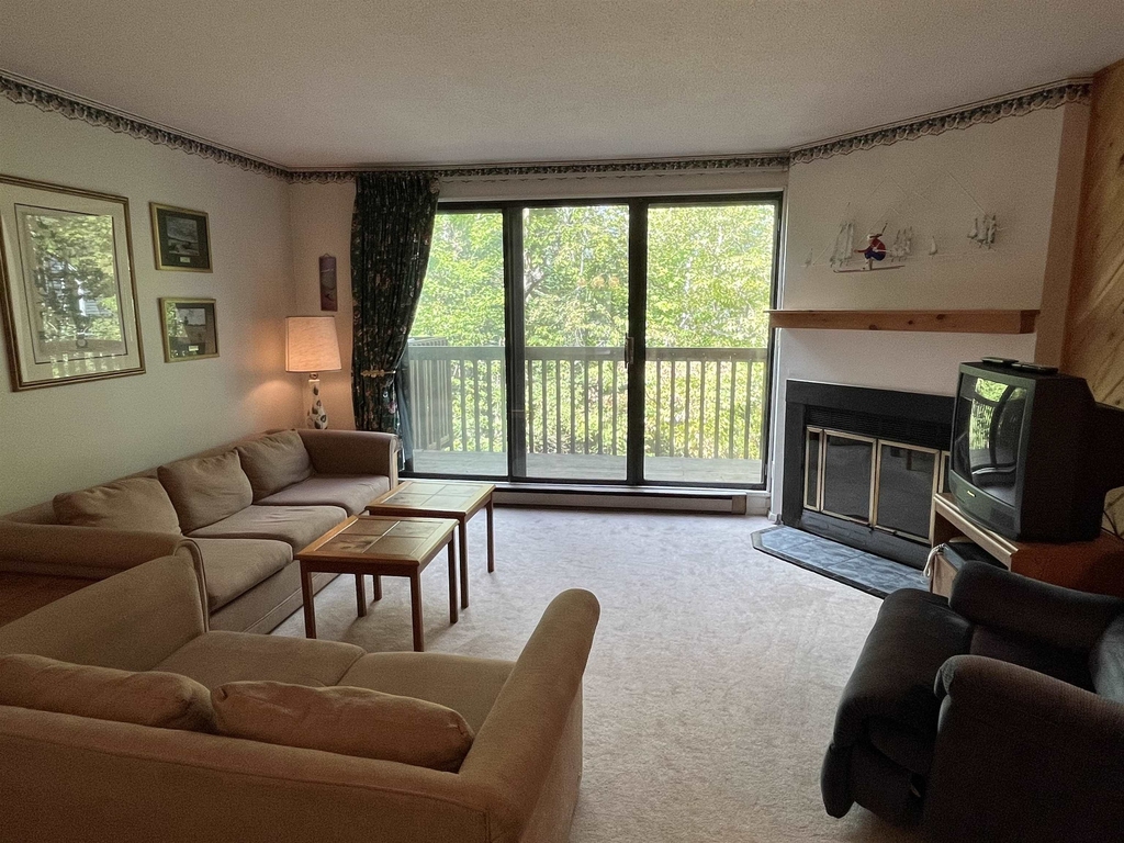 38 Windsor Hill - Photo 4