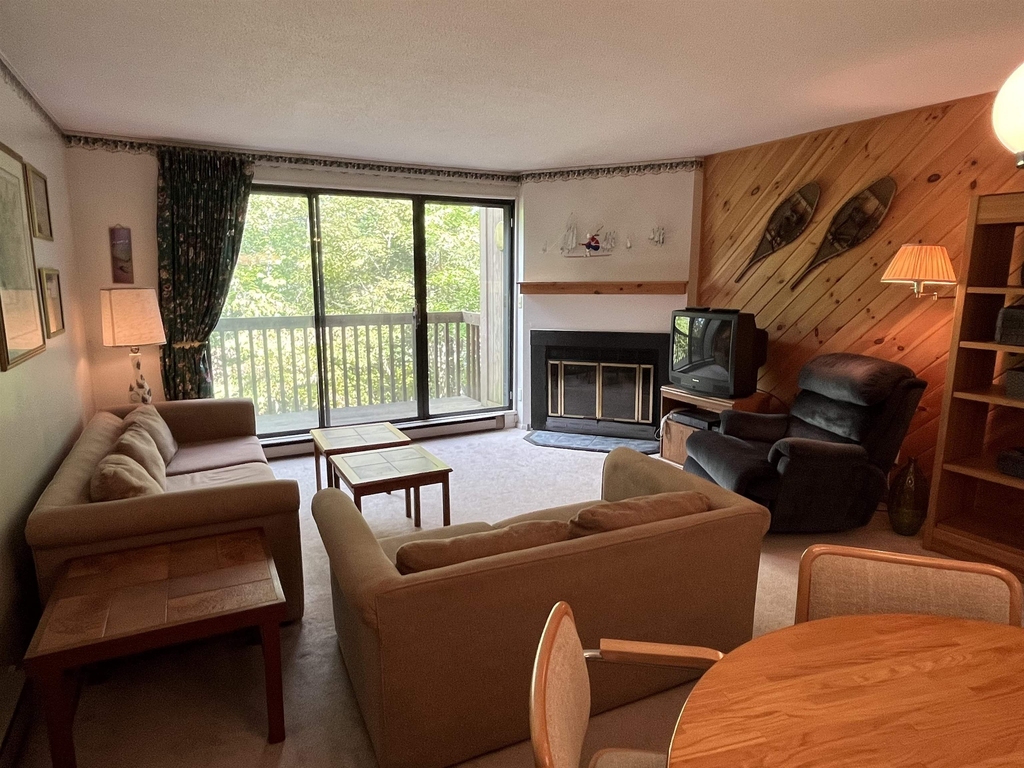 38 Windsor Hill - Photo 1