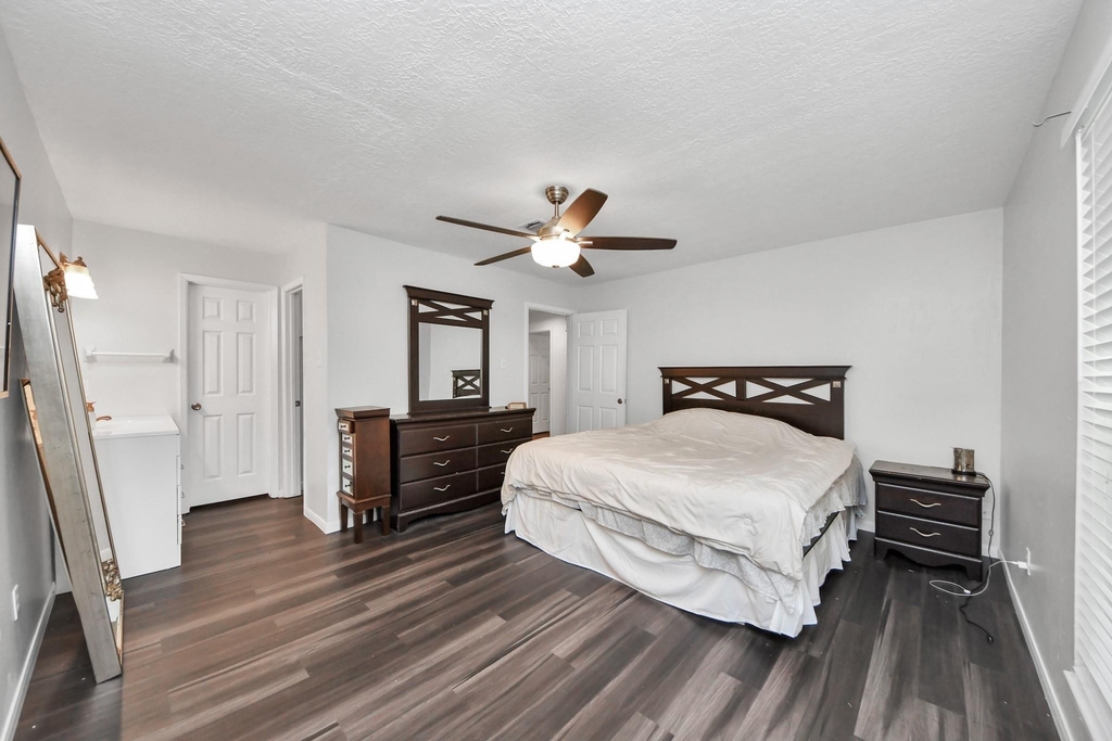 1415 Parry Sound - Photo 16