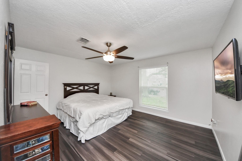 1415 Parry Sound - Photo 15