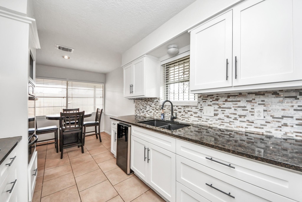 1415 Parry Sound - Photo 9
